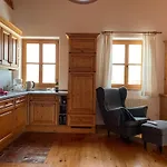 Appartement Ansitz Wirtsgut - Familienappartements In Den Bergen Leogang