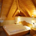 Appartement Ansitz Wirtsgut - Familienappartements In Den Bergen