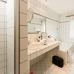 Ansitz Wirtsgut - Familienappartements In Den Bergen Appartement *