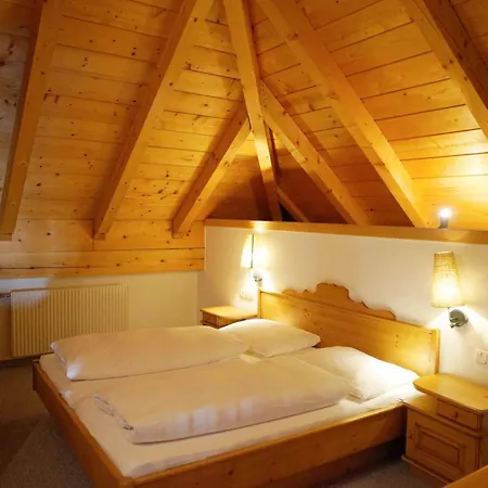 아파트 Ansitz Wirtsgut - Familienappartements In Den Bergen