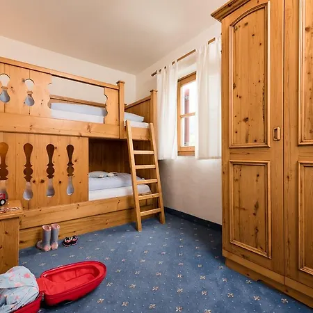 Ansitz Wirtsgut - Familienappartements In Den Bergen Apartment Leogang