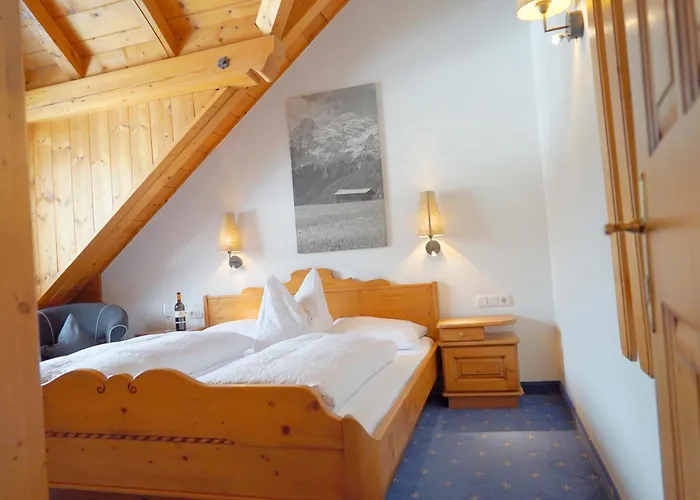 Ansitz Wirtsgut - Familienappartements In Den Bergen *