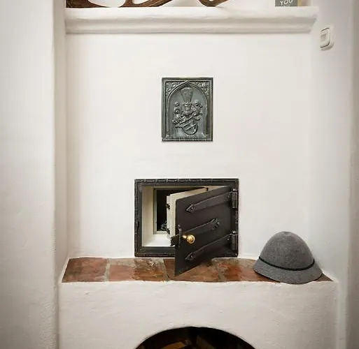Ansitz Wirtsgut - Familienappartements In Den Bergen Apartment *