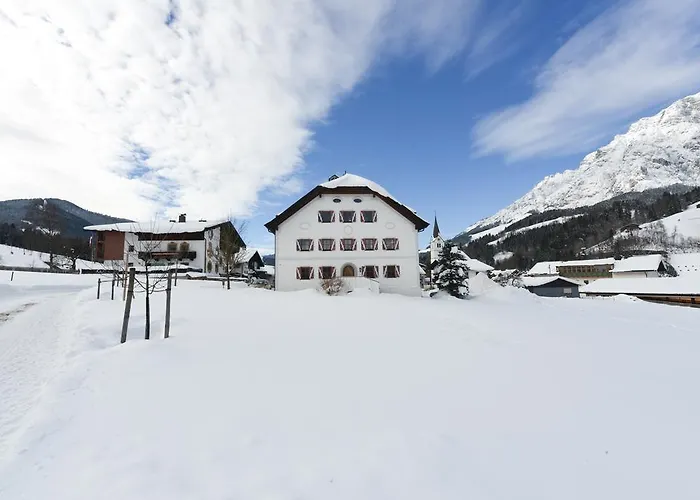 Ansitz Wirtsgut - Familienappartements In Den Bergen *